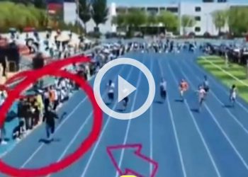 Cameraman outruns athletes – viral video