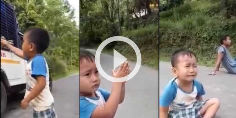 கைகூப்பி கெஞ்சி அழும் குழந்தையின் கோரிக்கை