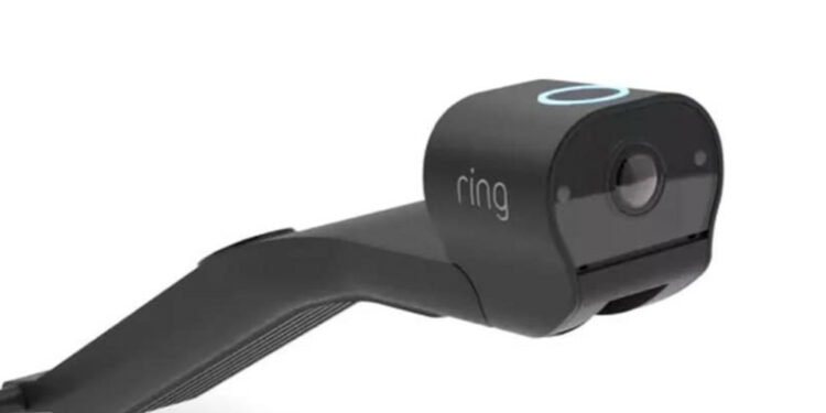 இது இருந்தா போலீஸ்காரங்க நடவடிக்கையில் இருந்து சுலபமாக தப்பிக்கலாம்!