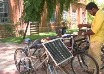 Solar-powered electric cycle designed by a college student