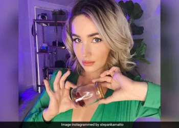 'குசு' வை விற்று ஒரே வாரத்தில் ரூ. 37 லட்சம் சம்பாதித்த பெண்